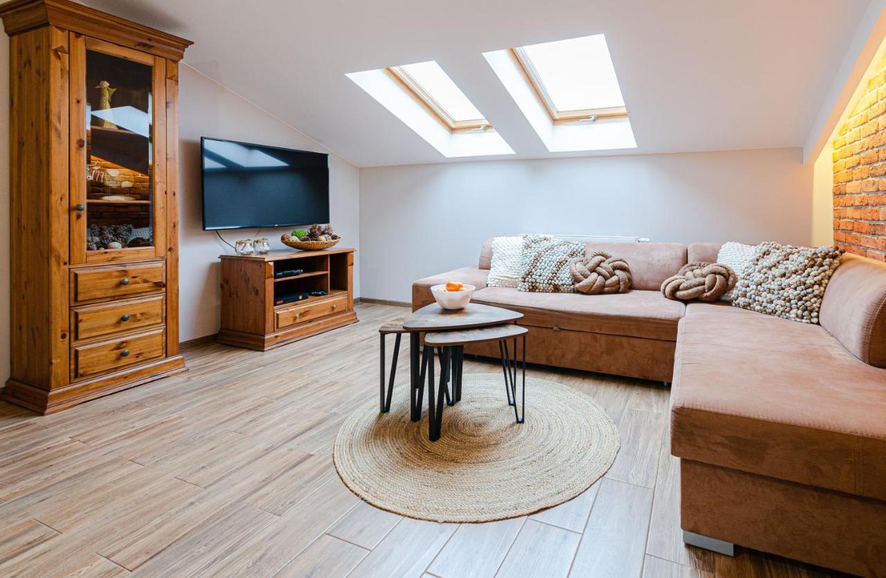 Bronowicka Premium Apartment - 52M2 With Private Parking Krakow Bagian luar foto